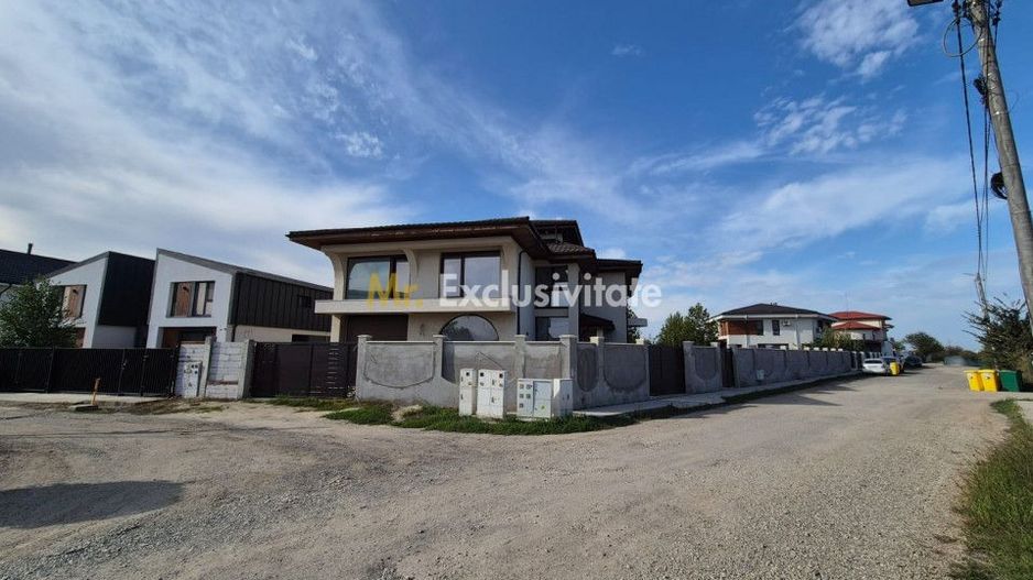 Casa visurilor la vanzare - Poză 2