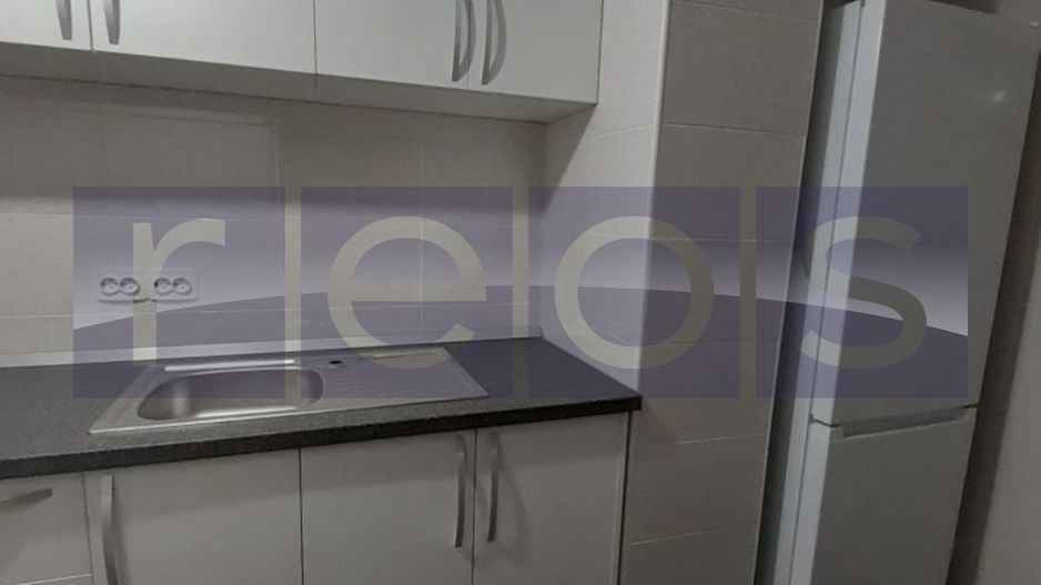 VÂNZARE GARSONIERĂ | ZONA TITAN | MOBILATĂ ȘI UTILATA - Poză 4