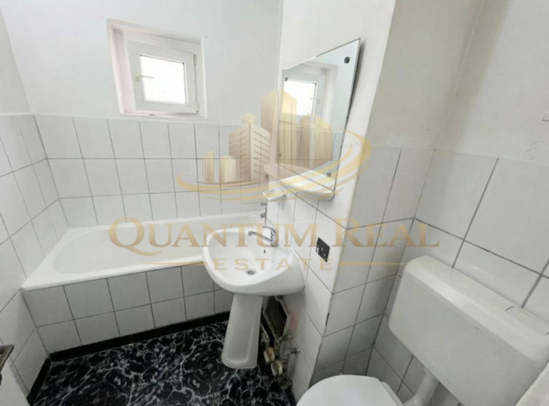 Vanzare apartament 3 camere decomandat-LOC DE PARCARE-RAHOVA-OFERTA! - Poză 5
