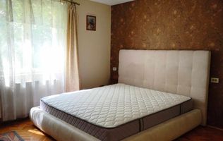 Apartament 4 camere in zona UMFST ( Romanu Vivu )