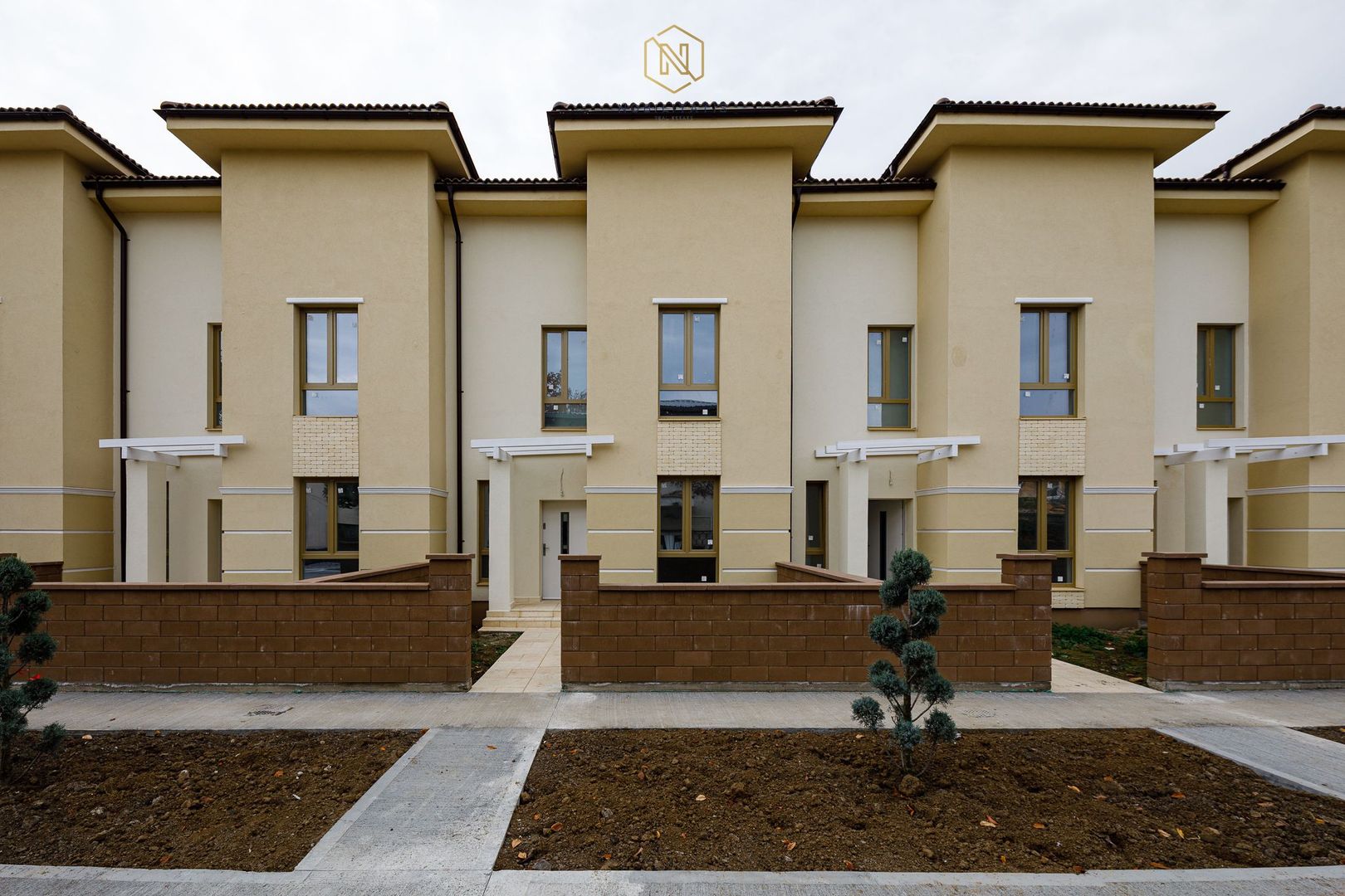 Locatie de poveste | Townhouse Timisoara Elisabetin | Acces privat - Poză 1