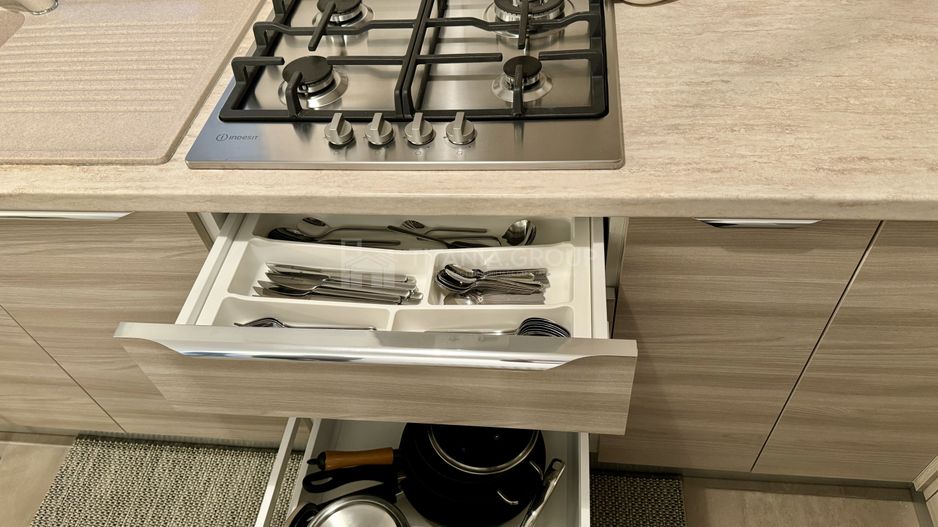 Apartament 2 camere, parcare - Kasper Coresi - Poză 7