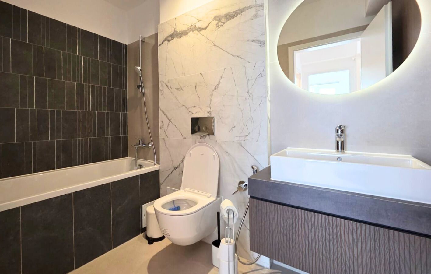 Apartament 3 camere de închiriat vedere spectaculoasă spre Tâmpa Qualis Coresi - Poză 16