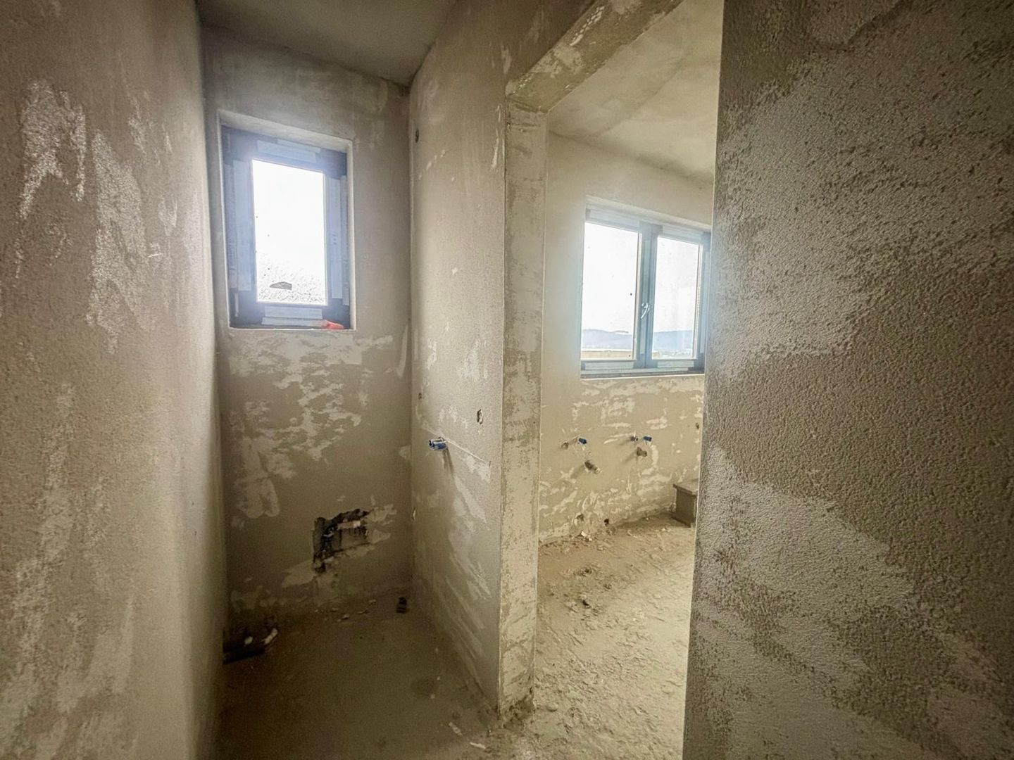 Casă individuală pe un nivel cu vedere panoramică spre munte - Poză 15