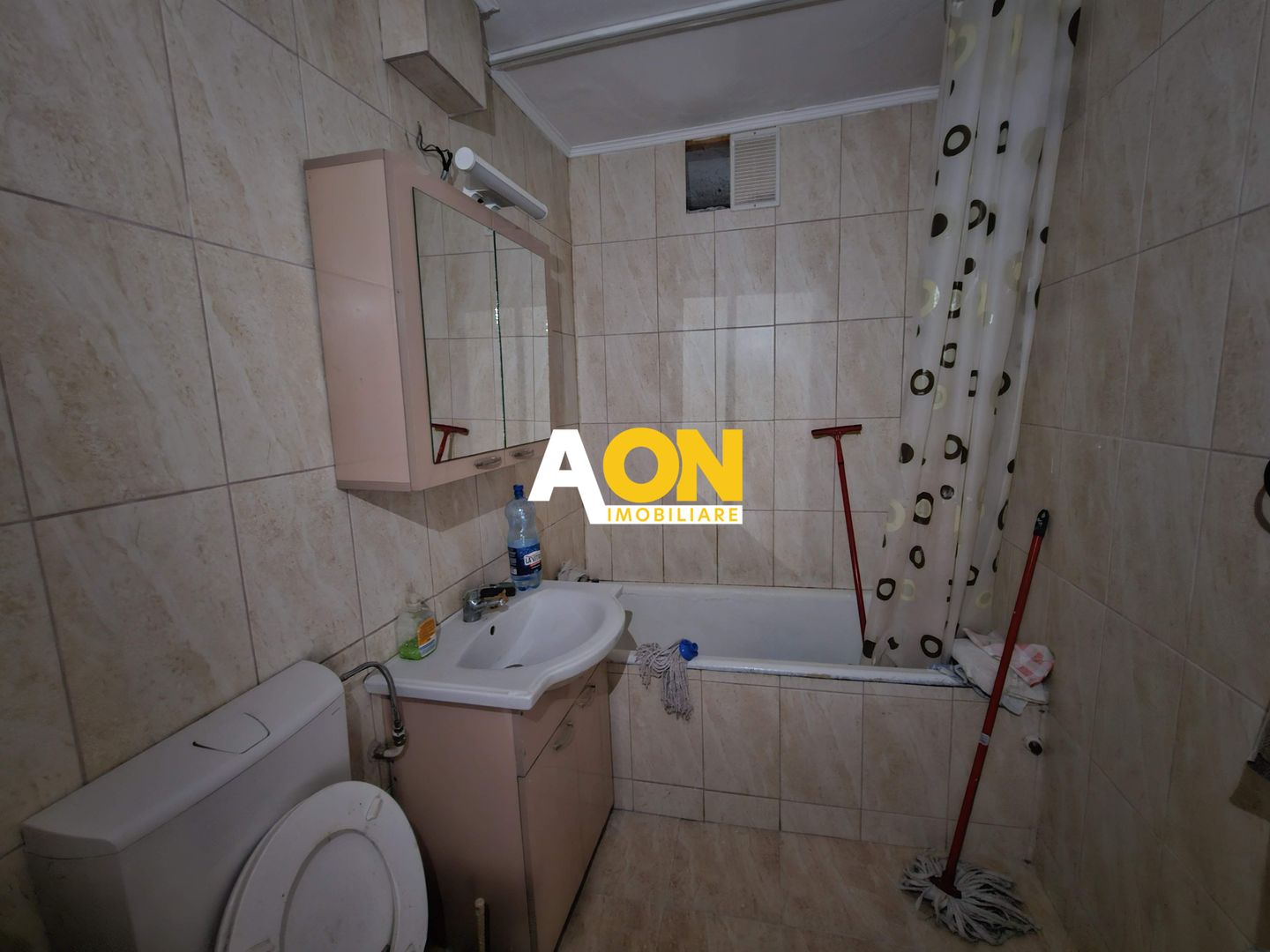 Apartament 3 camere, 78 mp utili, etaj 4 + pod + boxa 7 mp, Cetate - Poză 6