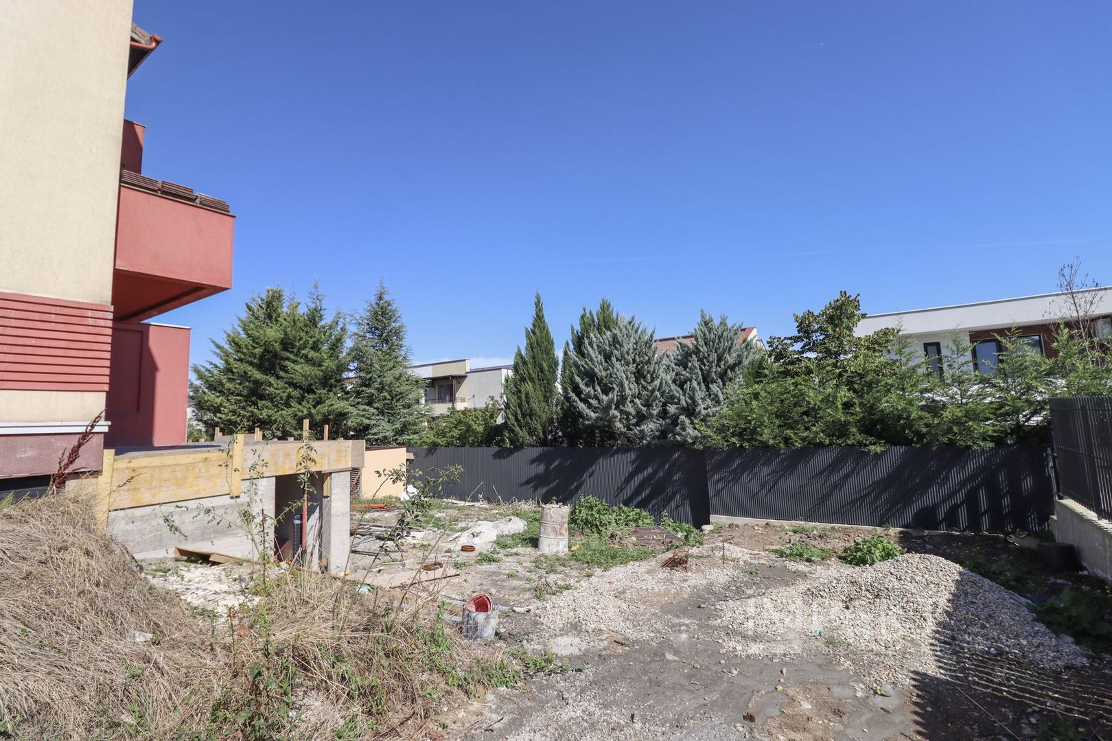 Duplex cu 8 camere in cartierul Buna-Ziua, teren 500 m2 ! - Poză 11