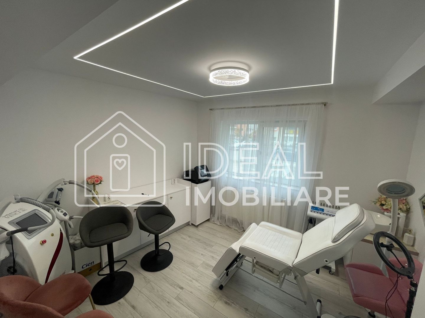 Spatiu Comercial cu 4 locuri de parcare, in Cartierul Arhitectilor - Poză 7