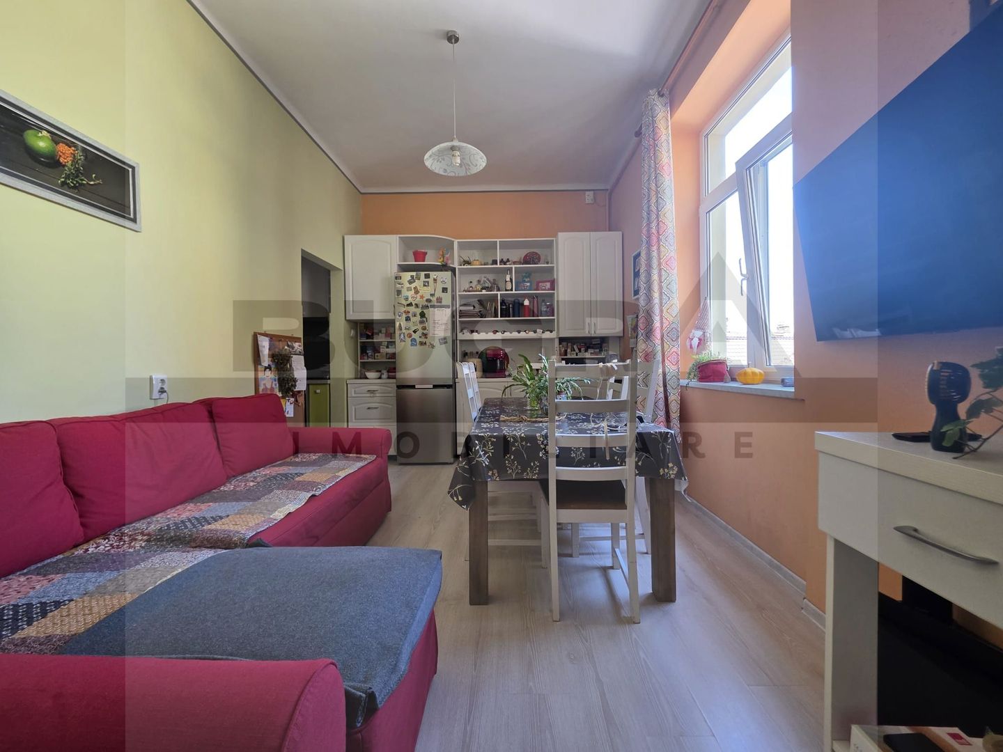 Apartament 3 camere 75 mp - zona centrala, Paris - Poză 1