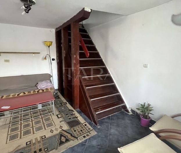 Casă cu 4 camere, ideala pentru familie, teren propriu. - Poză 6