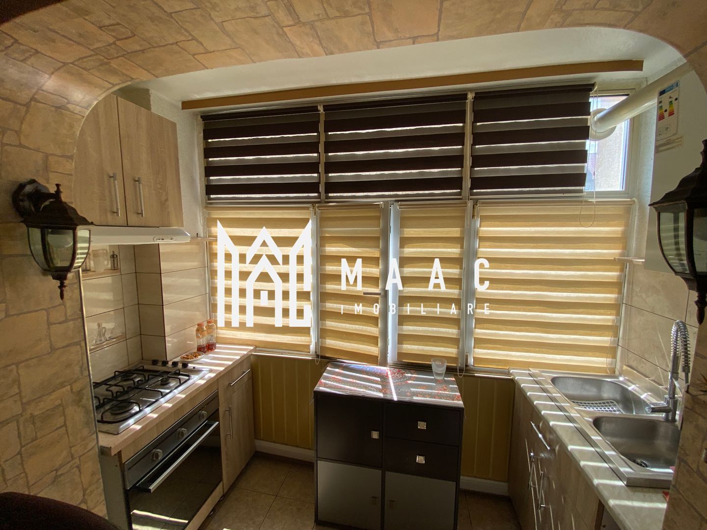 Apartament 3 camere | 70MPU | Etaj 4 | Zona Vasile Aaron - Poză 4