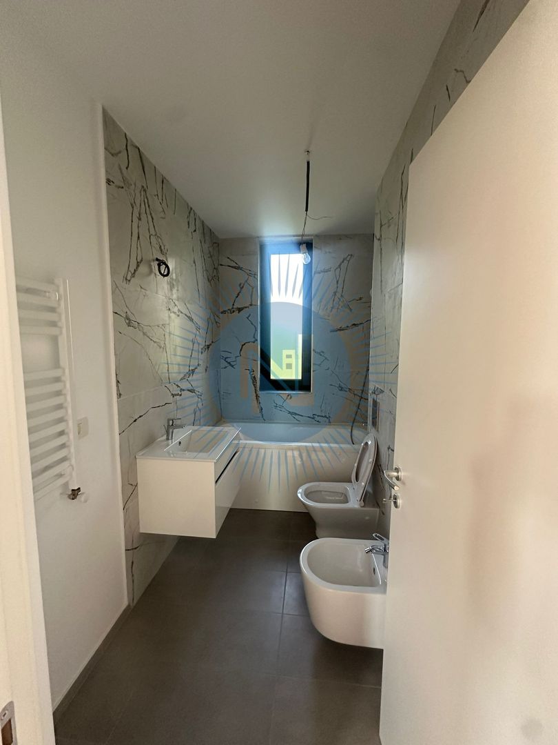 Vila cu 5 camere cu piscina proprie - scoala Americana - Poză 27