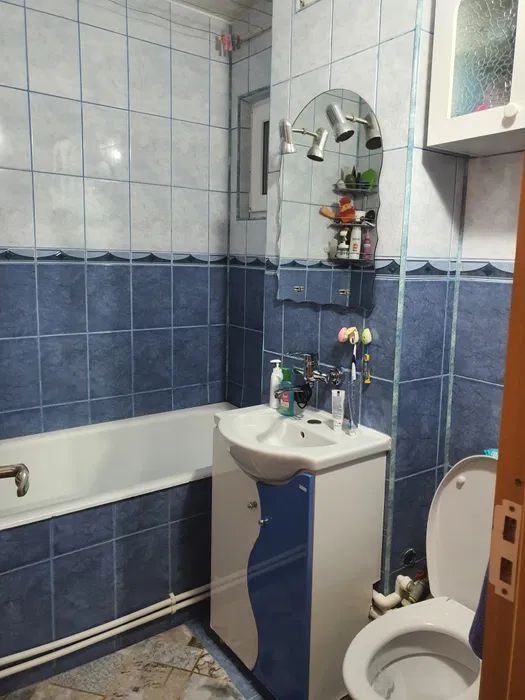 Vând apartament 2 camere - Poză 2