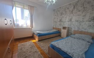 Casa 5 Camere Mangalia,  P+1, curte, loc de parcare - Poză 2