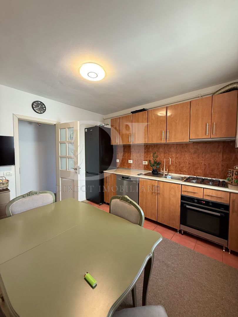 Apartament la cheie / etaj intermediar / Zona Eroilor - Poză 2