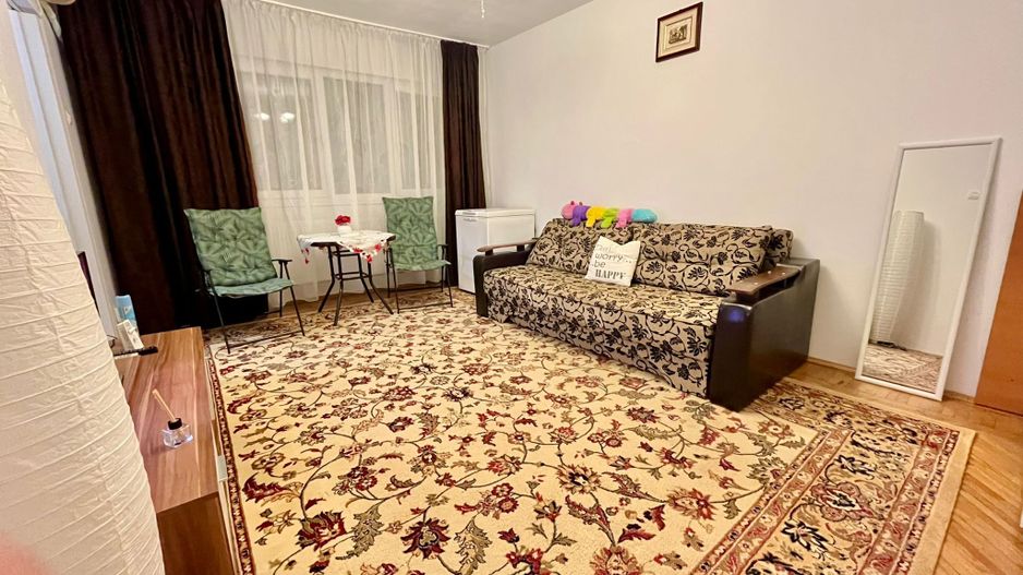 Garsoniera 3 minute Metrou Titan - Poză 2