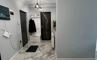 Apartament etaj intermediar | Zona Eroilor | parcare inclusa - Poză 4