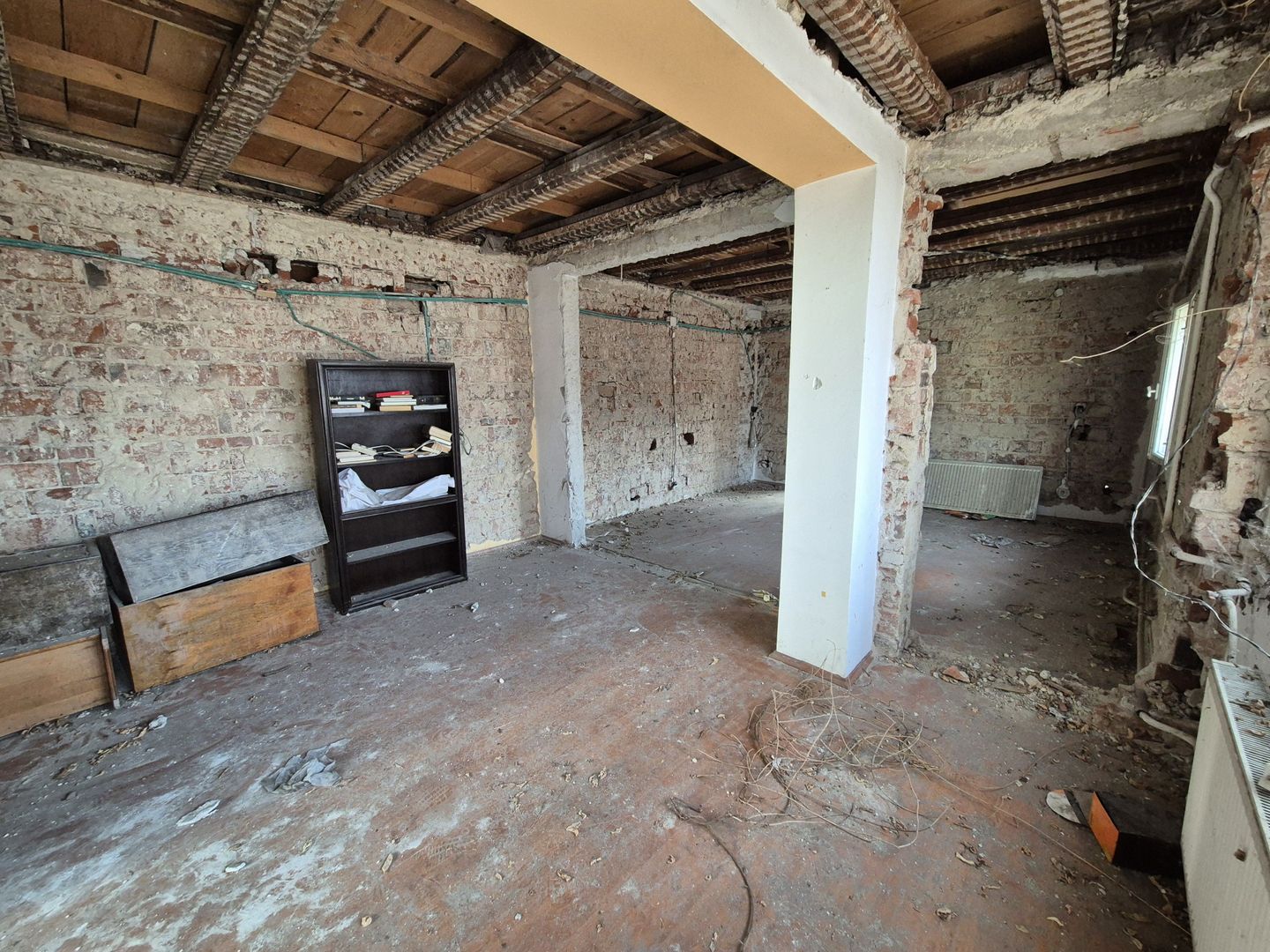 Casa S+P+1+Pod - 210,73 mp + teren 176 mp - zona Baicului - Gara Obor - Poză 8