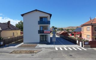 Comision 0%! Apartament 2 camere, balcon, parcare, centru Apahida - Poză 1