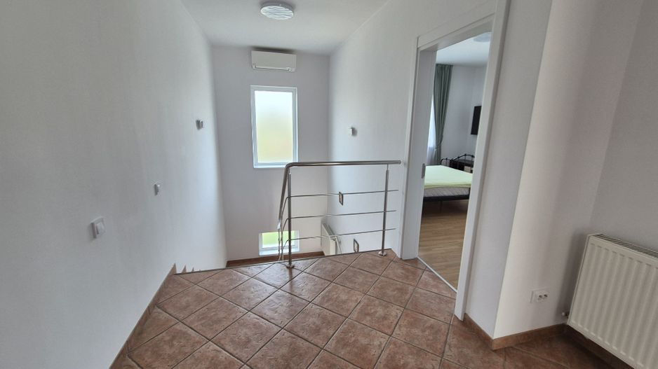 Casă cu 5 camere, 220 mp, teren 500 mp – Bragadiru, langa Bucuresti - Poză 8