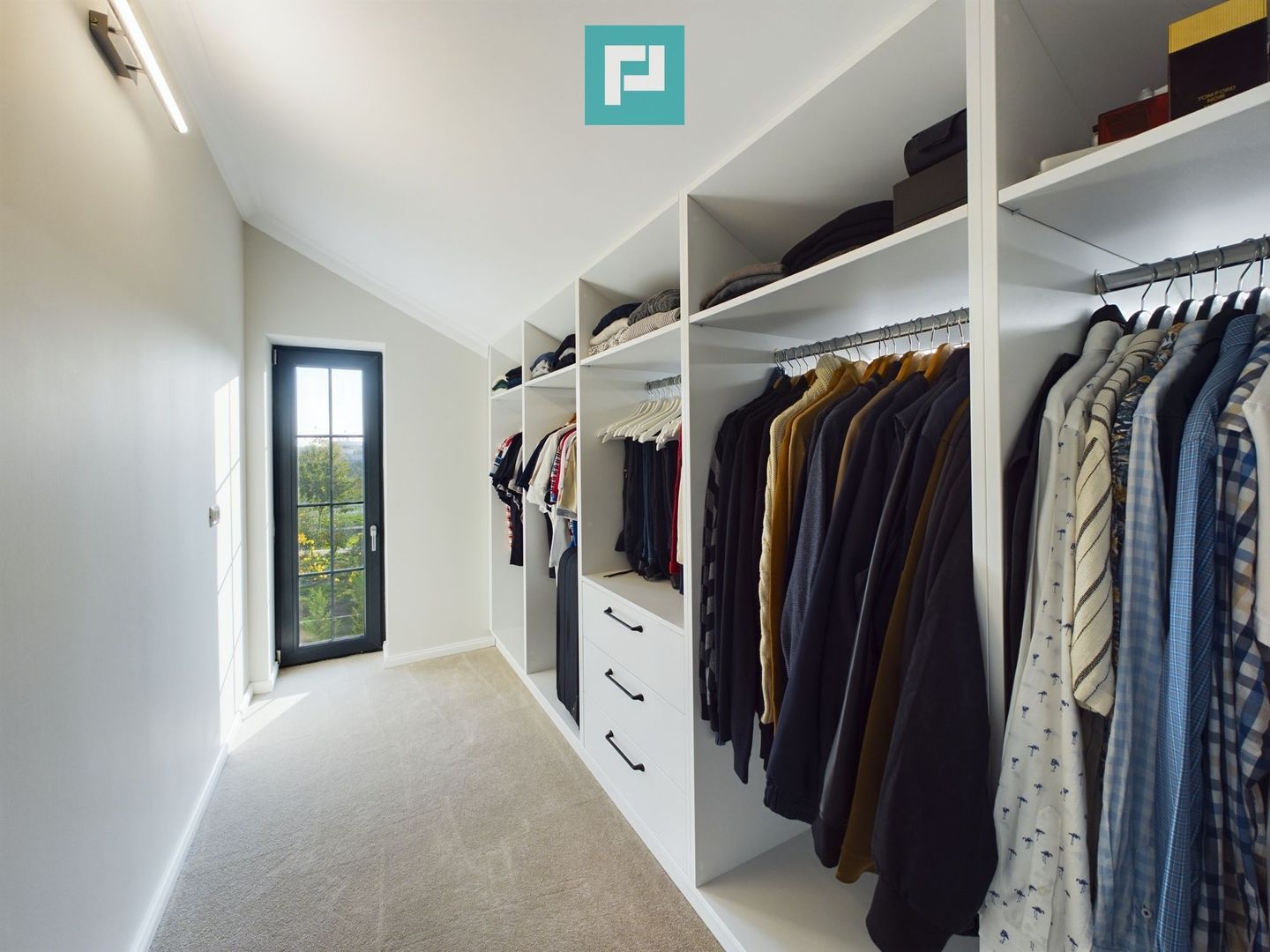 Vilă Premium de Închiriat – confort și eleganță - Poză 14