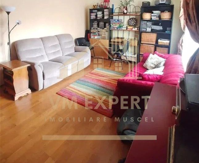 APARTAMENT 4 CAMERE PARTER GRUI - Poză 8