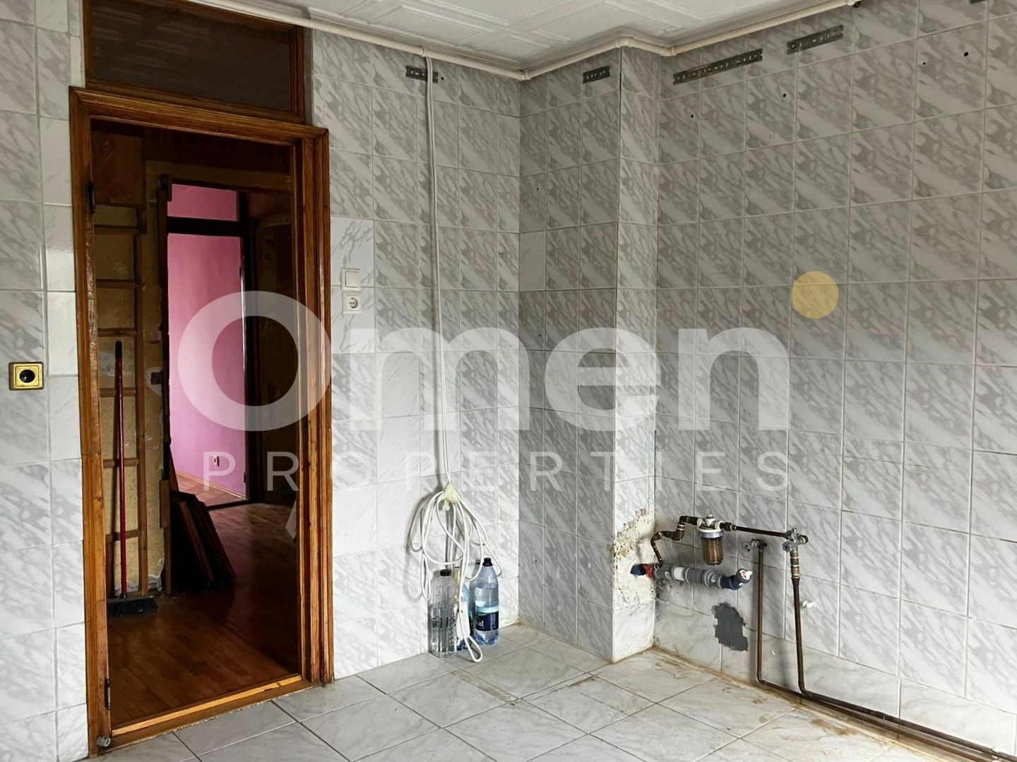 Apartament 3 camere decomandate si 2 bai, etaj intermediar - Poză 12