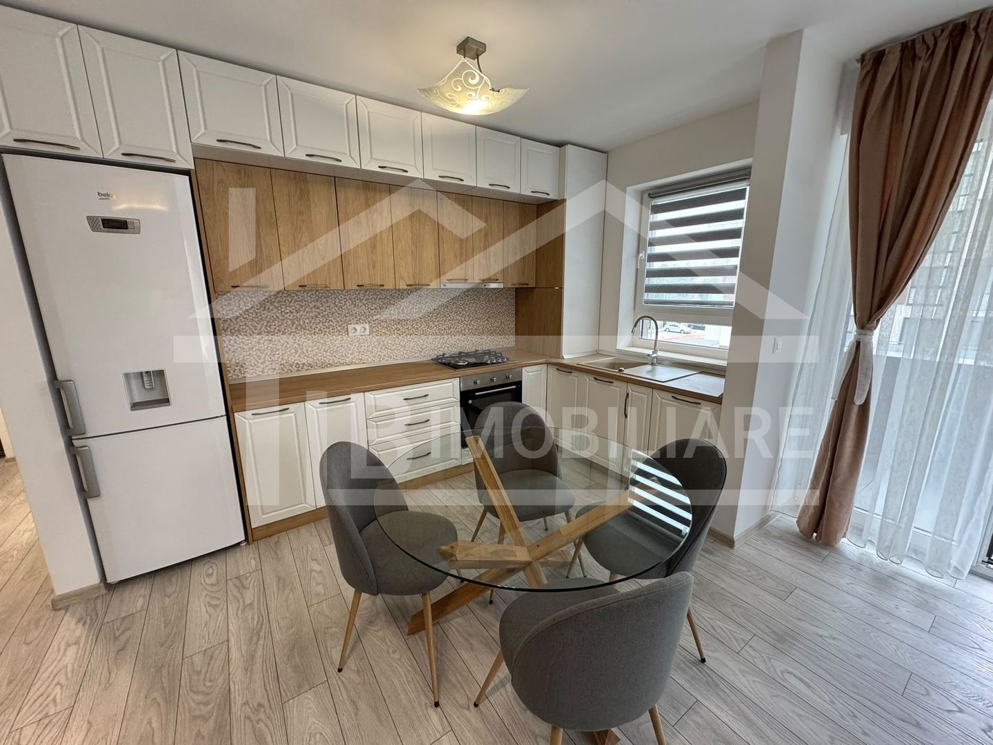Apartament cu 3 camere, 80mp, parcare, Zona Maurer Residence - Poză 5
