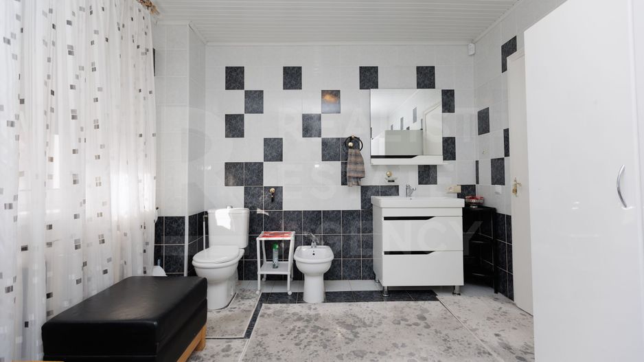 Vânzare, casă, 6 camere, str. Pomicultorilor, Codru - Poză 12