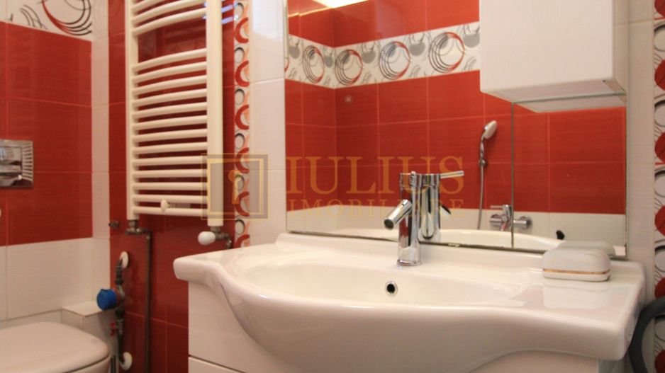 2 camere, zona centrala; str. Remus, centrala proprie. - Poză 19