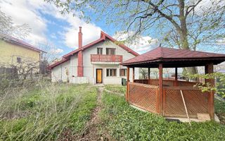 Casă de vânzare în Bucium - Bârnova, zonă centrală - Poză 4