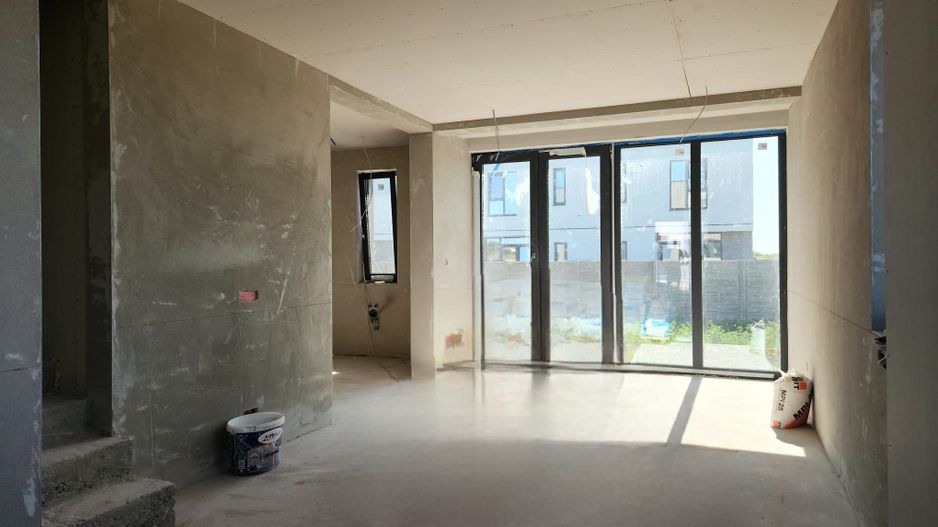 Duplex 5 camere la doar 7 minute de Timisoara - Poză 2