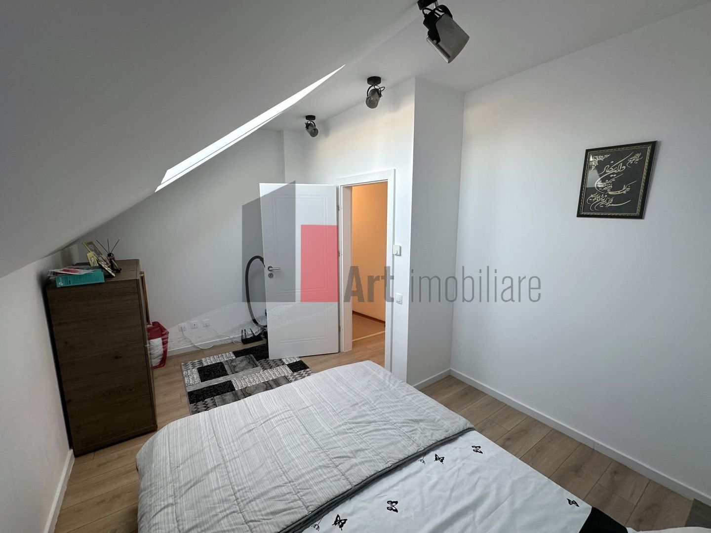 Casa - 5 camere PIPERA complet mobilat cu 2 locuri de parcare - Poză 15