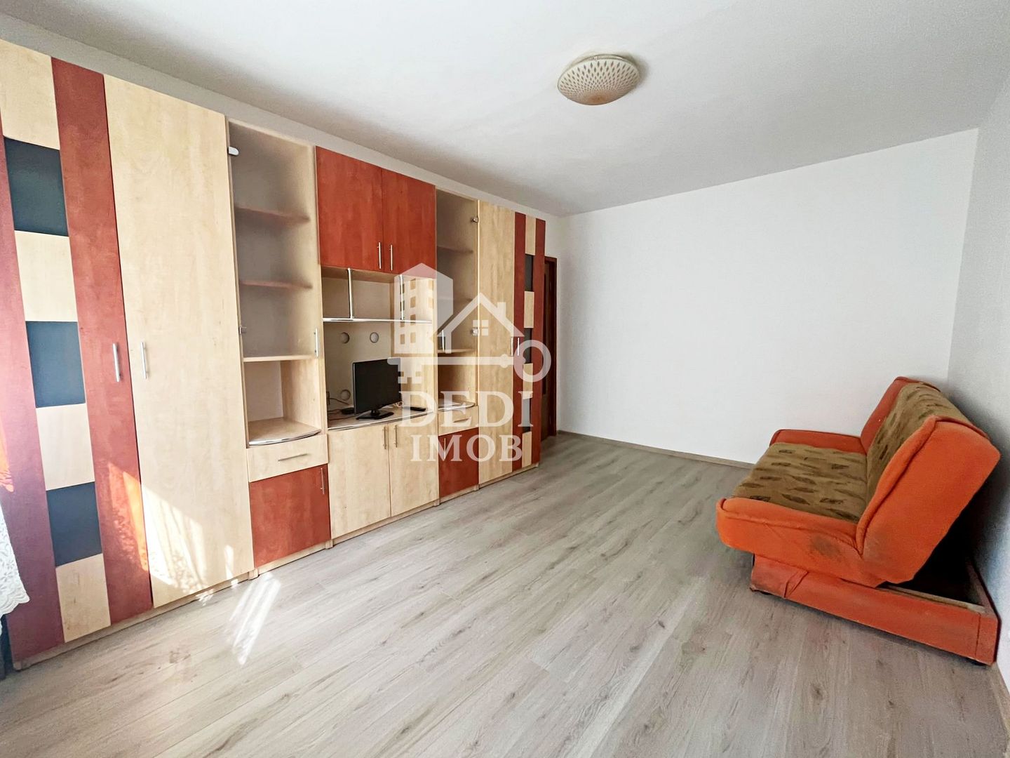 Apartament 2 camere de inchiriat in zona Rogerius, Oradea - Poză 2