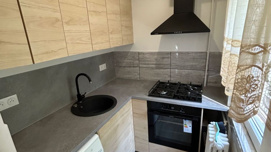 Apartament modern cu 3 camere luminos, disponibil pentru închiriere - Poză 6