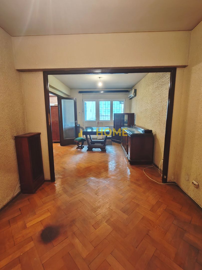Apartament de 2 camere | Sala Palatului – Strada Ion Câmpineanu - Poză 1