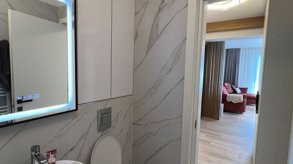 Apartament 2 camere Mamaia | Vedere frontală la lac | mobilat modern - Poză 14