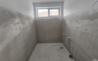 Duplex cu 4 camere, si 250 mp de curte - Poză 6