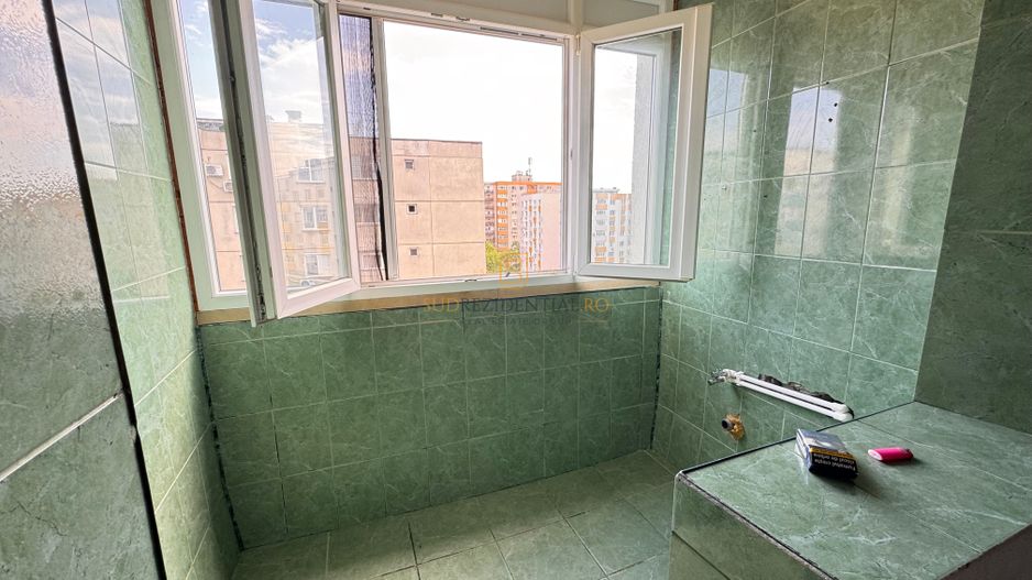 Apartament 3 camere, bloc anvelopat, etaj 7/8, Rahova, Sector 5 - Poză 7