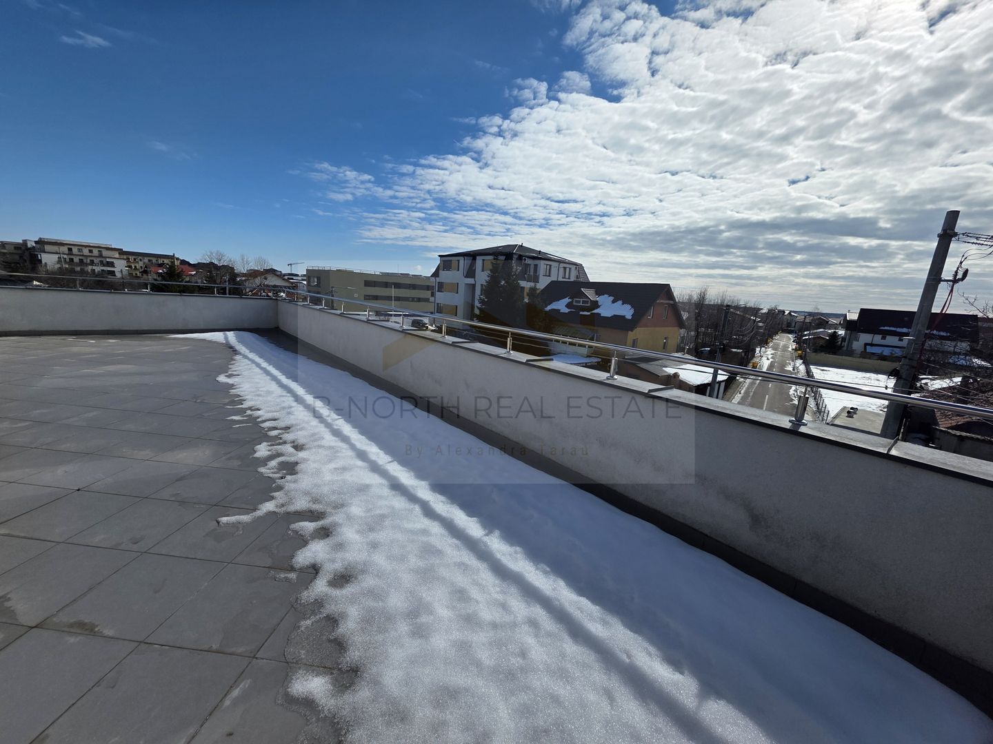 Spațiu de închiriat 310 mp + terasă – Str. 23 August  – ideal clinică / birouri - Poză 1