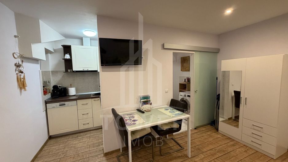 Garsoniera pentru Regim Hotelier | 30 mp |  | Piața mare | - Poză 5