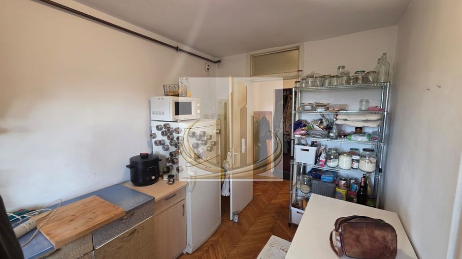Apartament spațios cu 2 camere, și centrală proprie, Bucovina - Poză 5