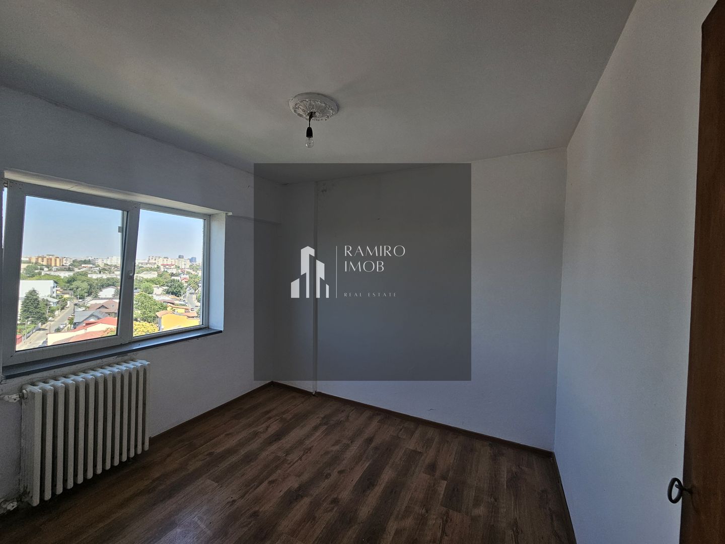 Apartament 3 camere decomandat - Piata Progresul - Soseaua Giurgiului - Poză 1