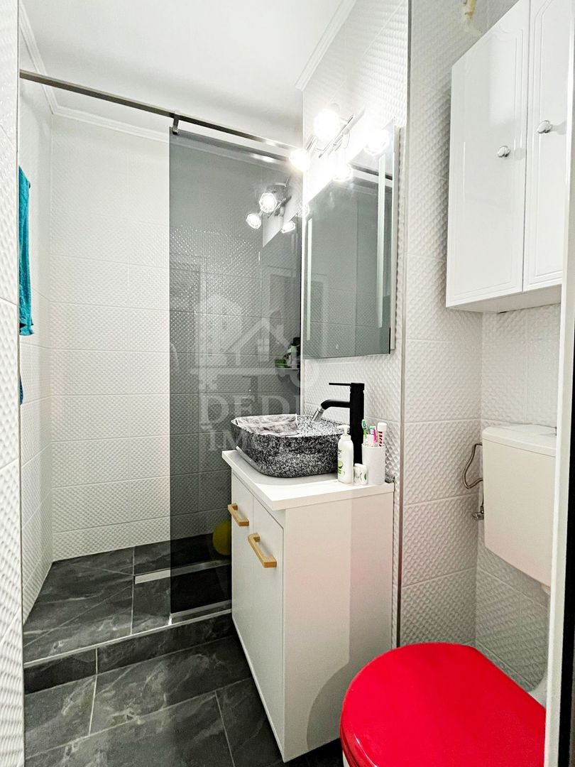 Apartament 1 camere de vânzare in zona Rogerius, Oradea - Poză 9