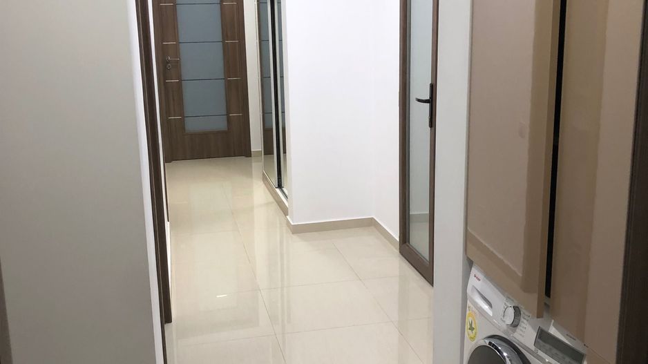 Închiriez Apartament 3 camere 2 bai metrou Gorjului 3 minute ,lift - Poză 1