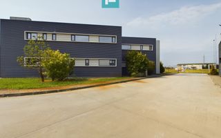 Spațiu comercial modern cu parcare proprie - Poză 2