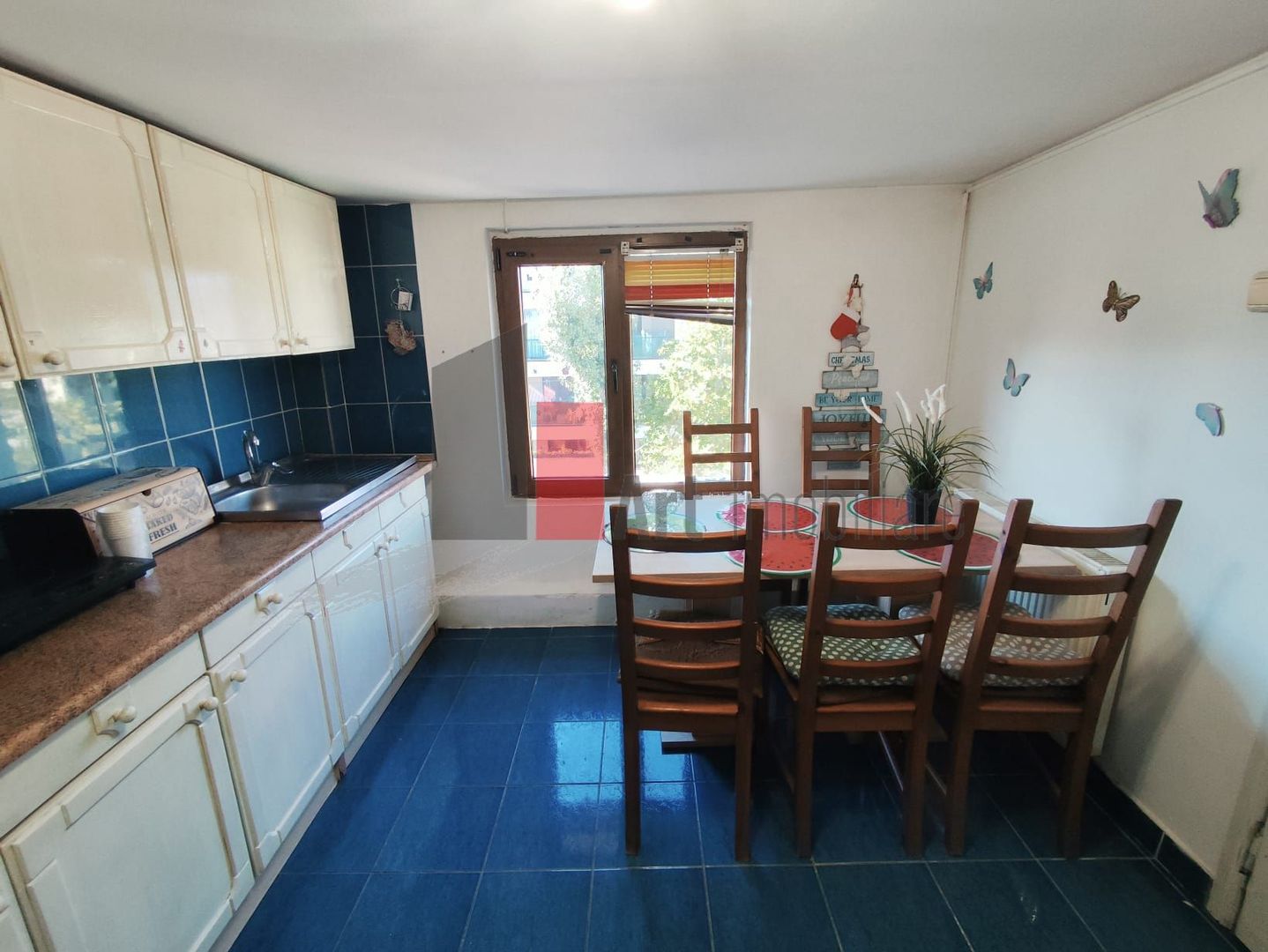 Vila de inchiriat/ Spatiu comercial.(etaj1/mansarda) Domenii - Poză 9