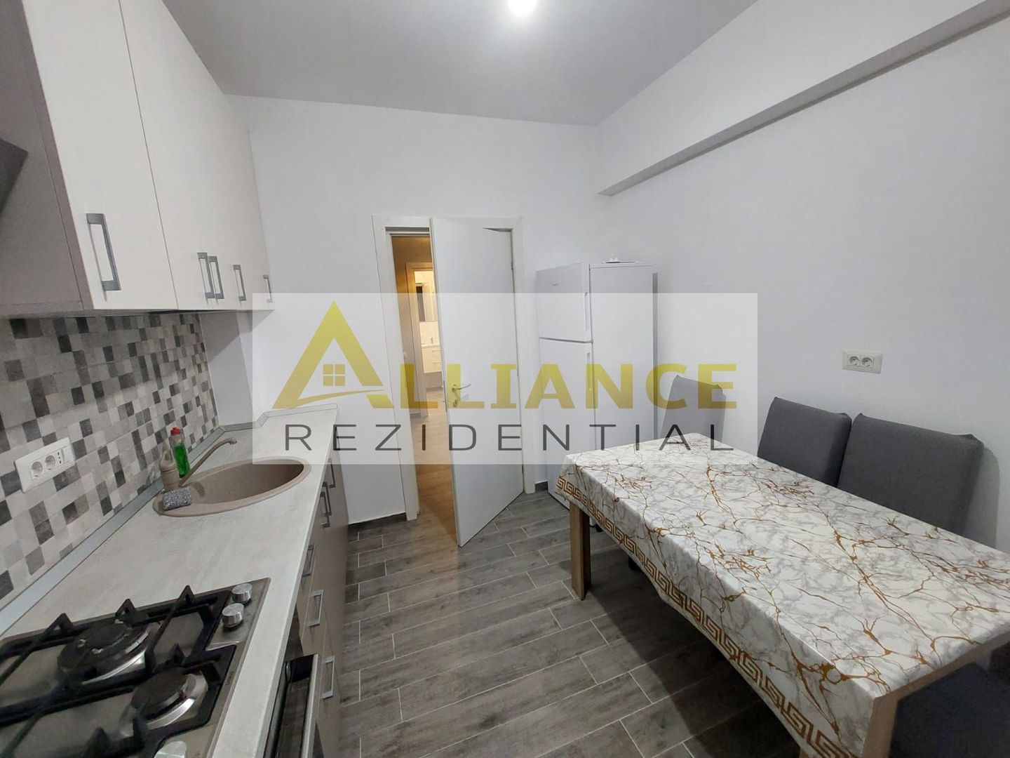 De inchiriat | 3 camere | 75 mp | Metrou Berceni – 3 minute | Deco Res - Poză 7