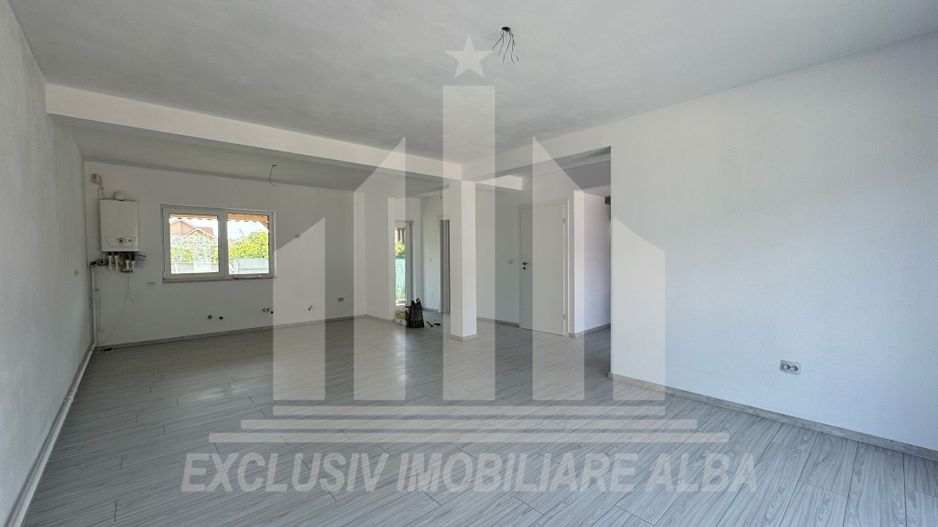 Casa insiruita de vanzare, Alba-Micesti - Poză 3