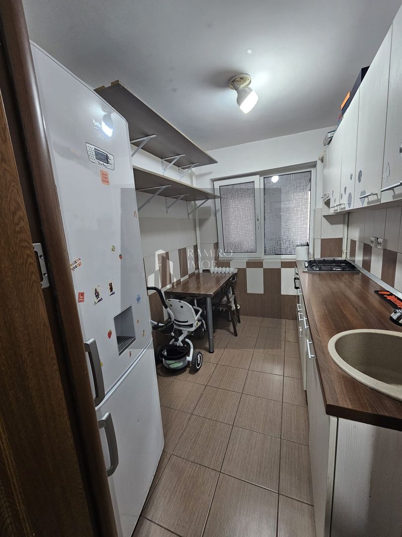 Apartament 2 camere Alexandru Obregia Sector 4 - Poză 7