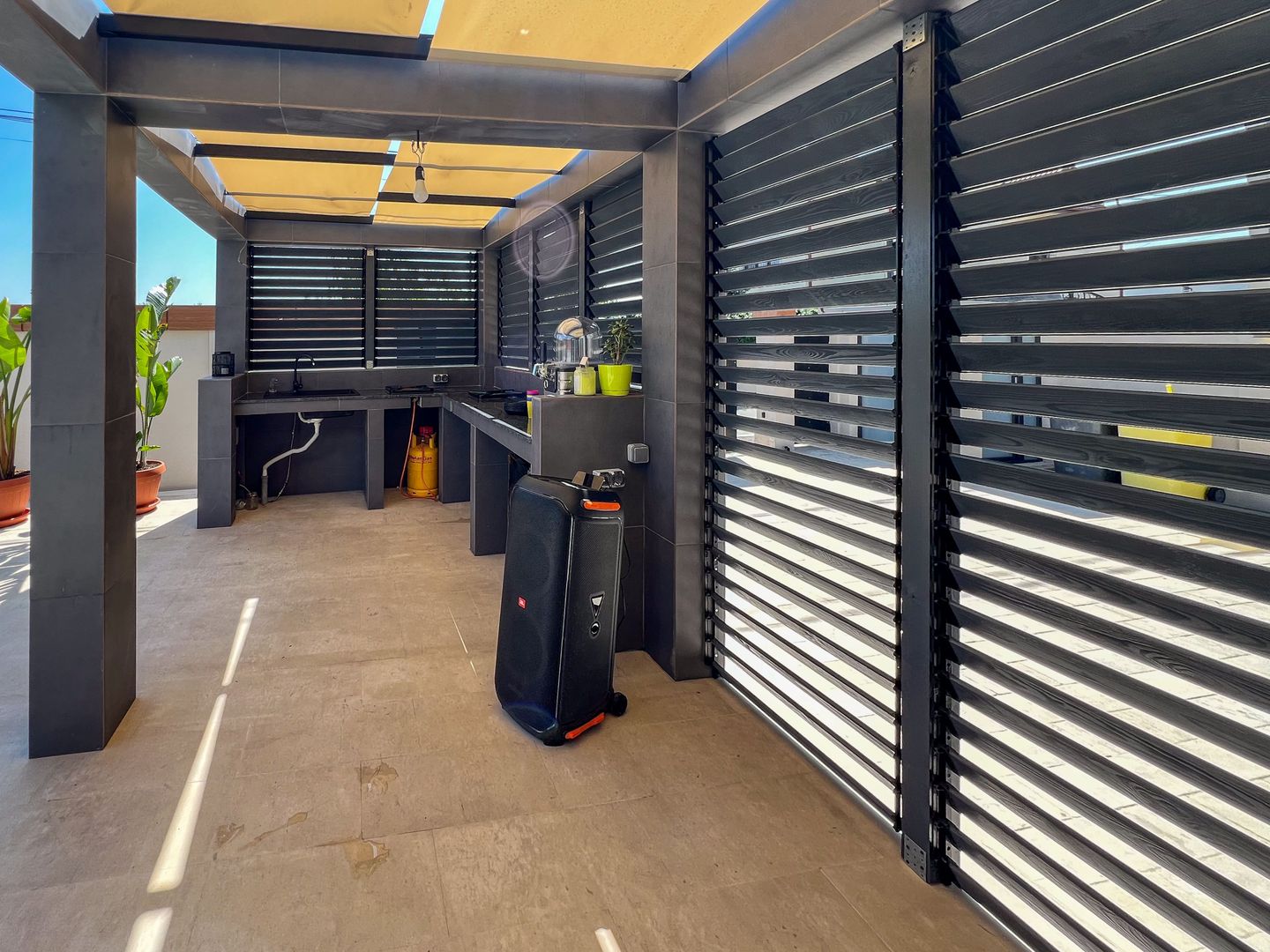 Ready to move  |  Vila premium cu piscina și jacuzzi încălzite - Poză 56